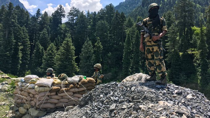 Himalaya : l’Inde admet avoir renforcé sa présence militaire à la frontière chinoise