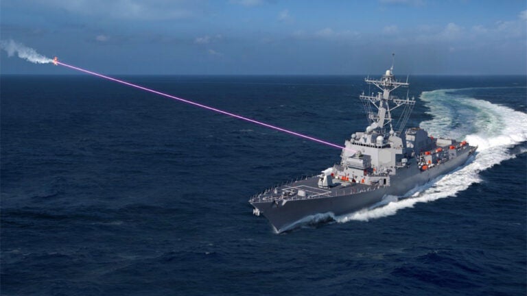 La marine vient de mettre la main sur une nouvelle arme laser frickin avec laquelle jouer