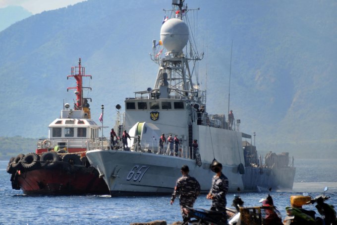Indonésie : des débris du sous-marin disparu ont été retrouvés