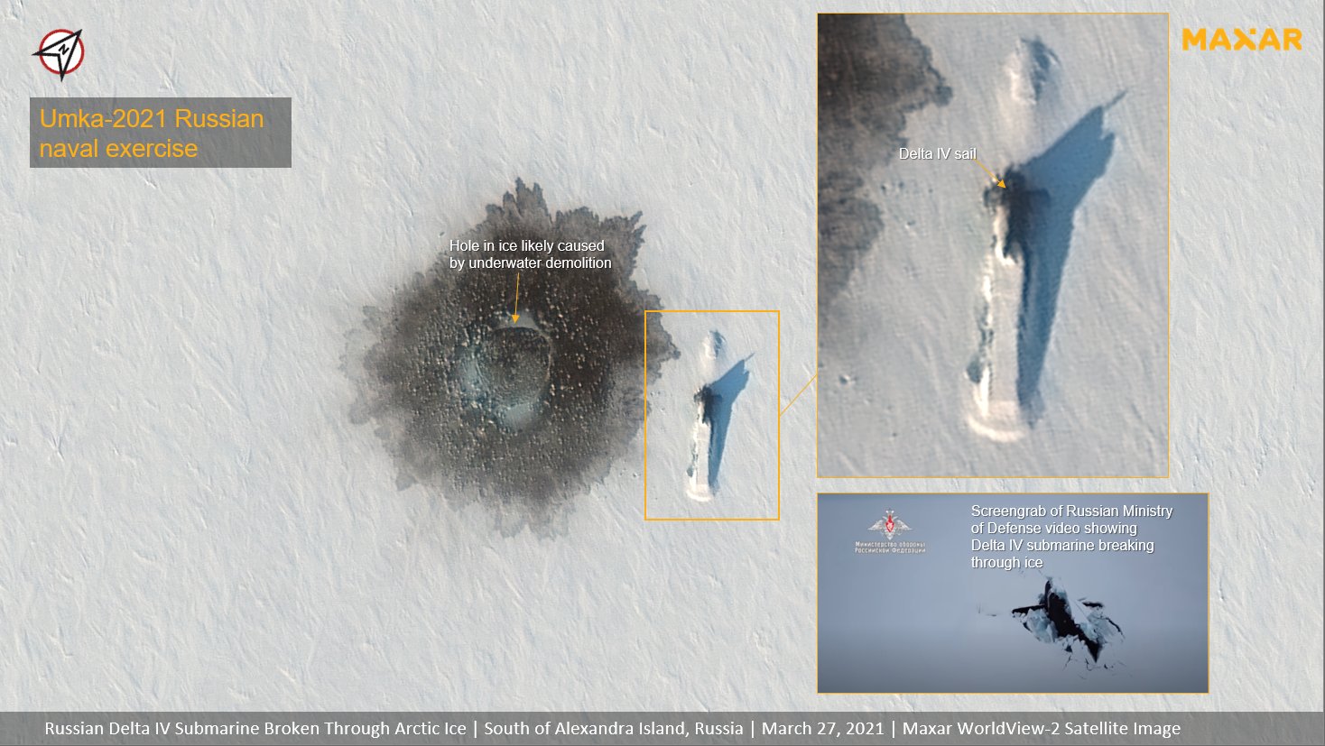L’Armée russe montre trois sous-marins nucléaires émerger de la banquise