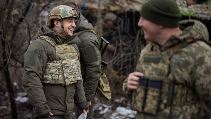 Zelensky dit que l’Ukraine est prête pour une éventuelle invasion des troupes russes