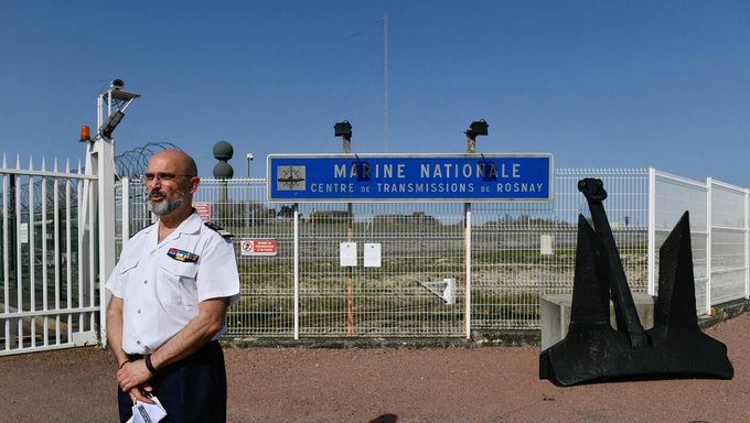 REPORTAGE. Au cœur de la France, l’étonnante base de la Marine nationale qui parle aux sous-marins