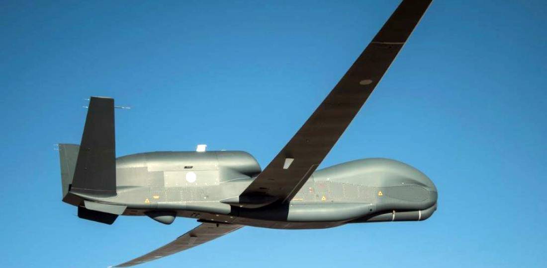 Le premier drone Global Hawk pour le Japon prend son envol