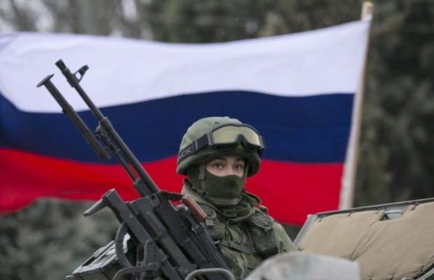 Un rapport de renseignement ukrainien indique que la Russie a transféré 2000 tonnes de carburant et 250 militaires russes vers les territoires occupés de l’est de Ukraine