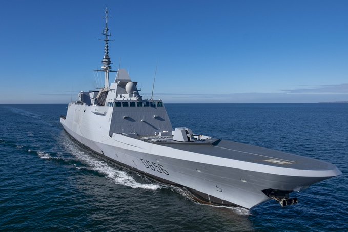 Le groupe naval français livre la première frégate de défense aérienne FREMM à la Marine nationale