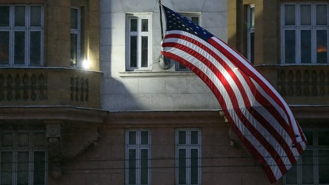 Le ministère des Affaires étrangères a commenté la restriction de l’embauche de Russes par l’ambassade américaine