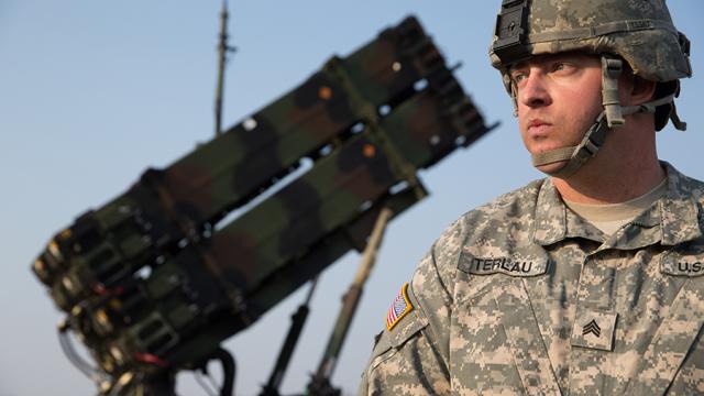 Le Pentagone a commencé le retrait des systèmes de défense aérienne Patriot et des systèmes THAAD du Moyen-Orient