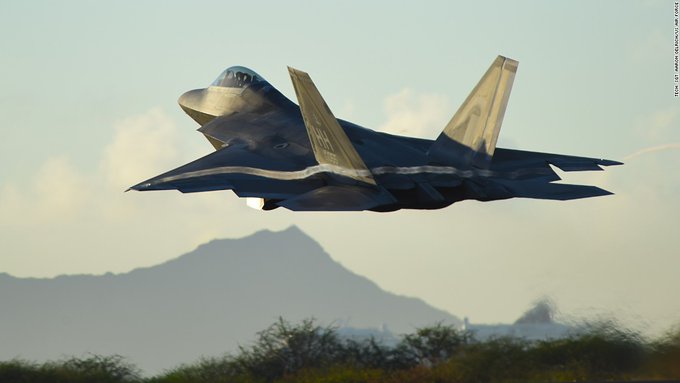 L’US Air Force va envoyer des dizaines d’avions de chasse F-22 dans le Pacifique au milieu des tensions avec la Chine