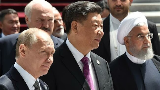 L’Iran cimente son alliance avec la Chine et la Russie dans un message clair à Washington