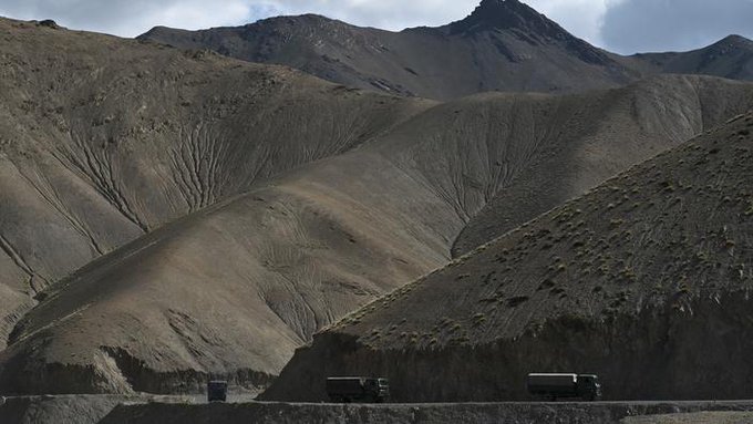 L’armée indienne affirme que la Chine a renforcé sa présence militaire le long de la frontière disputée
