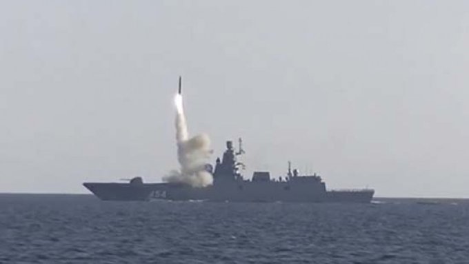 La Russie va tester le missile hypersonique Tsirkon avant son déploiement pour les forces armées